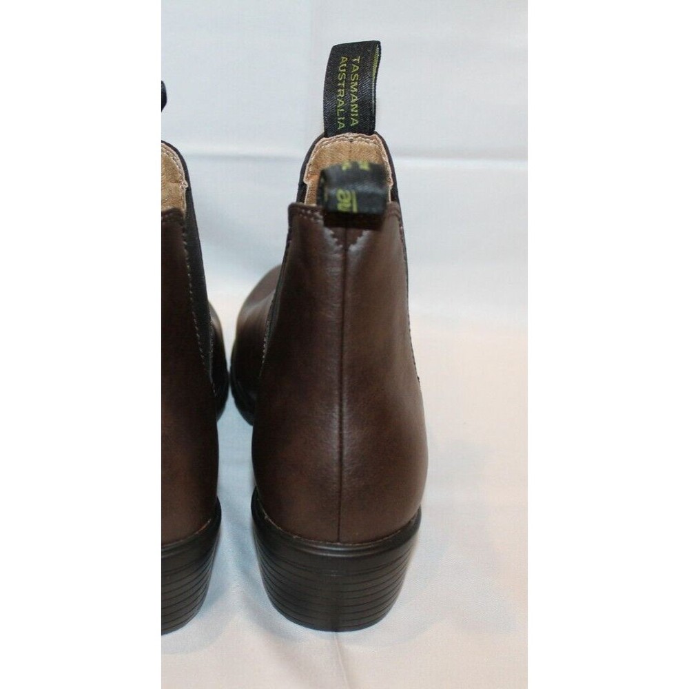 Blundstone 2232 Low Heel Short Chelsea Boots Women's Brown Vegan Leather NIB - Picture 5 of 7